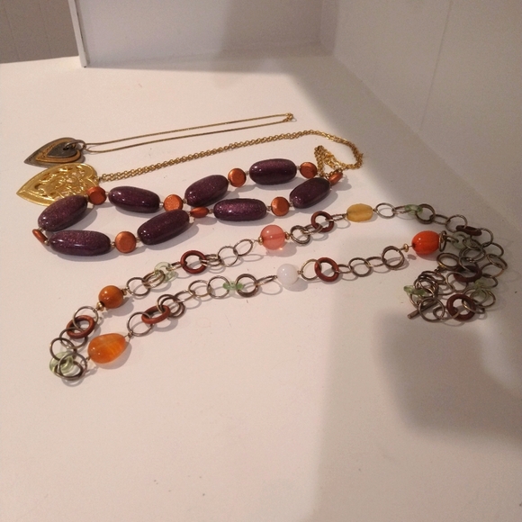 Costume jewelry - Picture 3 of 4